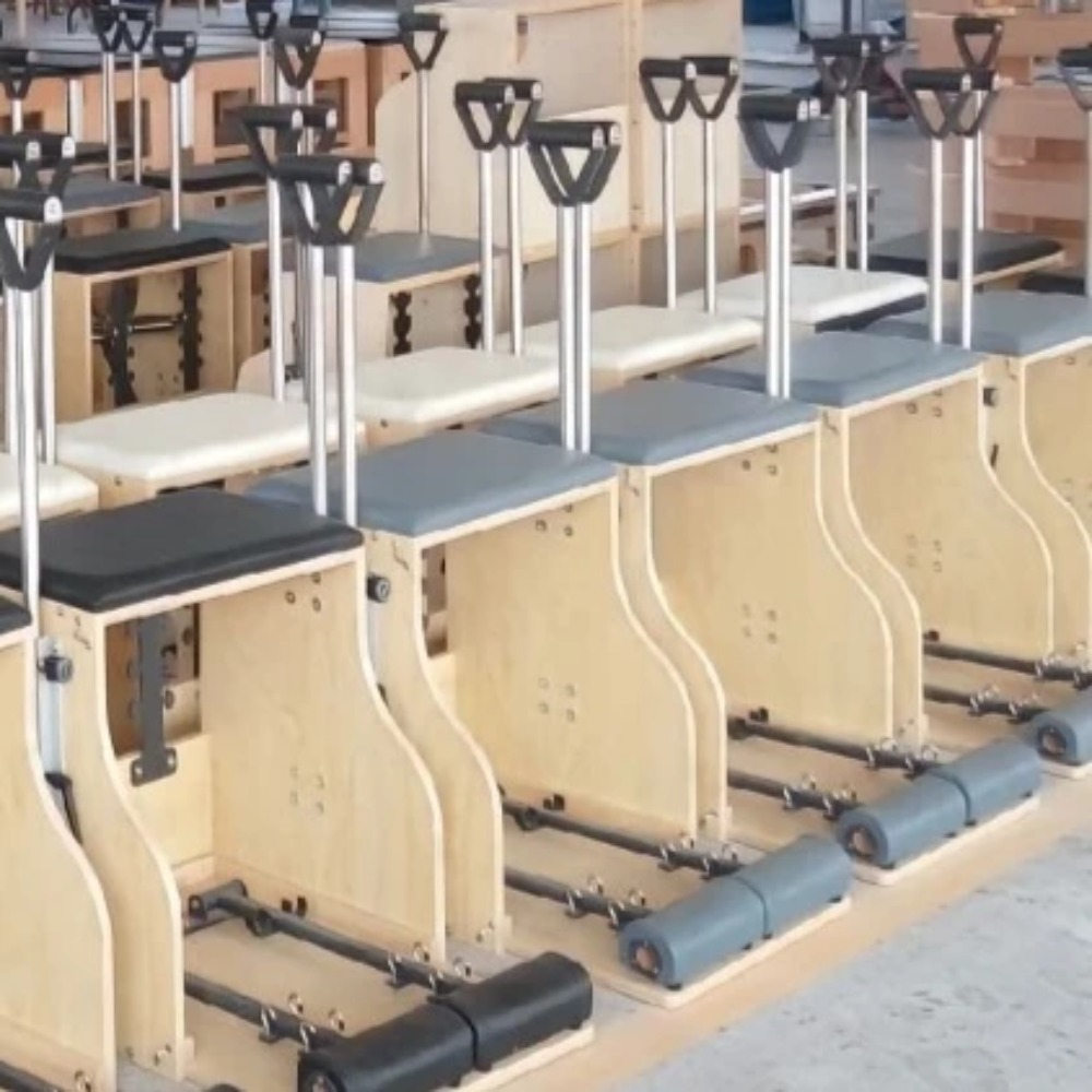 Pilates Yoga Classes - Großhandel Tragbare Holz-Pilates-Maschine Verstellbarer Pilates-Turm Reformer